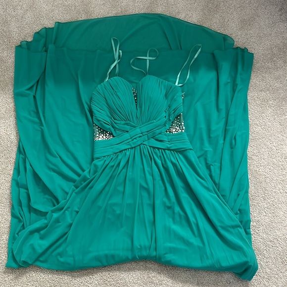 La Femme STUNNING BEADED STRAPLESS MESH & JERSEY GOWN IN SPEARMINT - Picture 3 of 10